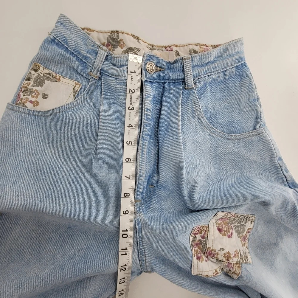 bonjour vintage light denim fabric stitch on patches mom jeans size 7 / 8 - Picture 8 of 9